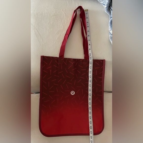 Lululemon 2-LARGE Red Lululemon Reusable Bags - Picture 6 of 10